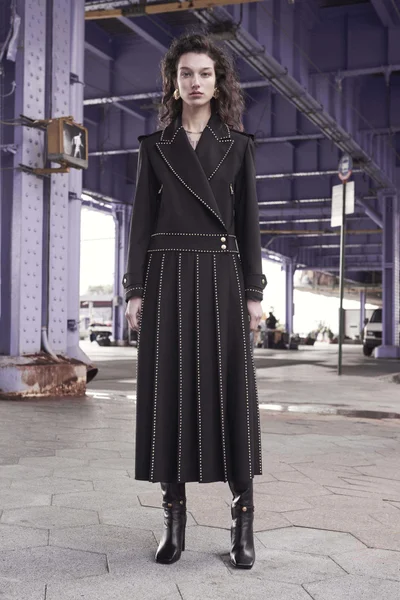 Look 7
